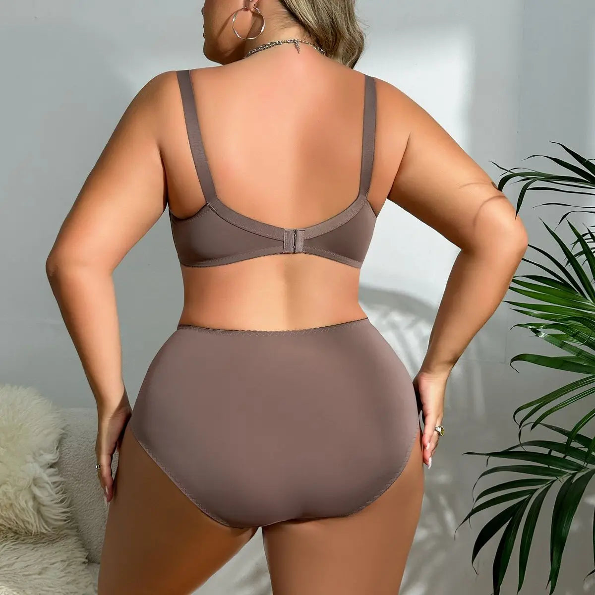 Lingerie Feminina Cáqui Plus Size